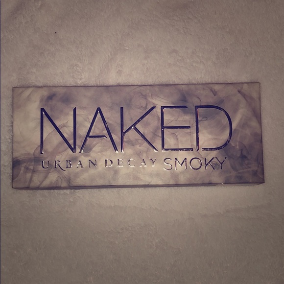 Naked urban decay palette w brush - Picture 1 of 2